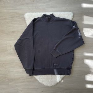 Aritzia TNA cozy fleece pullover